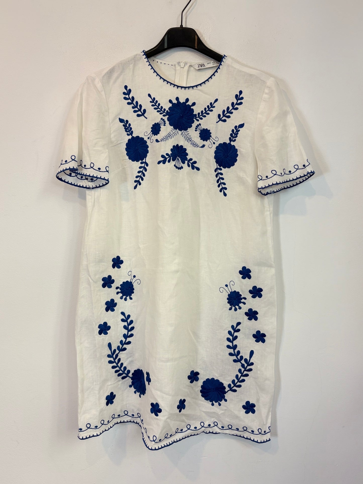 ZARA. Mustard textured back top. TS