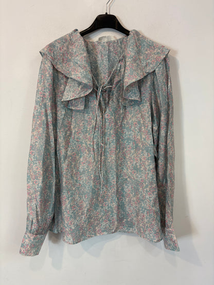 H&M. Camisa azul estampada