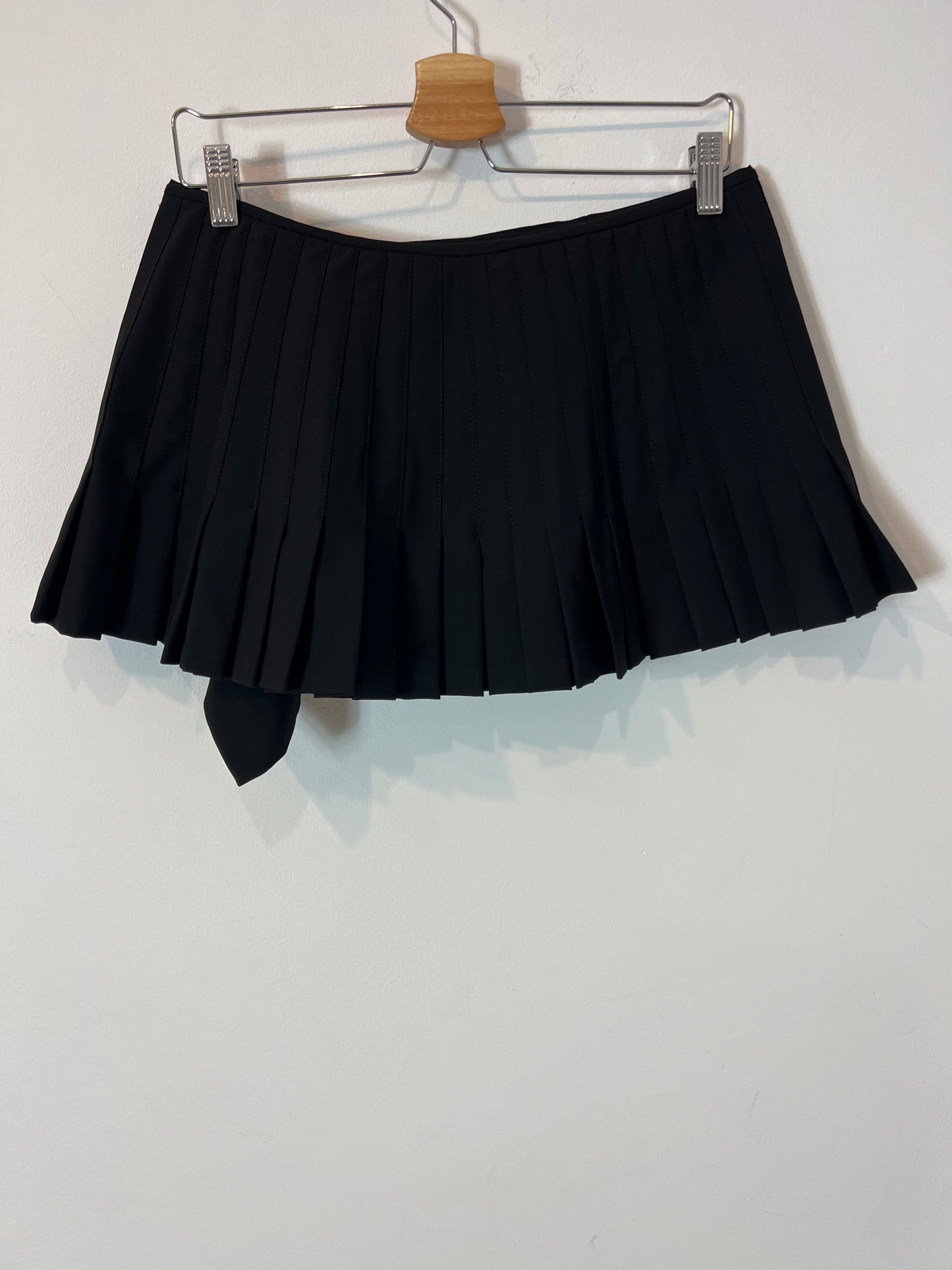 ZARA. Falda corta tablas. T M