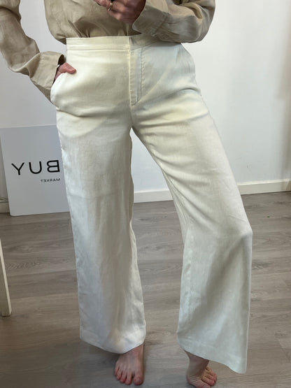 GUNEX. Pantalón textura color crudo costuras. T 36