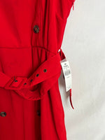 FÓRMULA JOVEN. Vestido rojo botones y cinturón . T 40