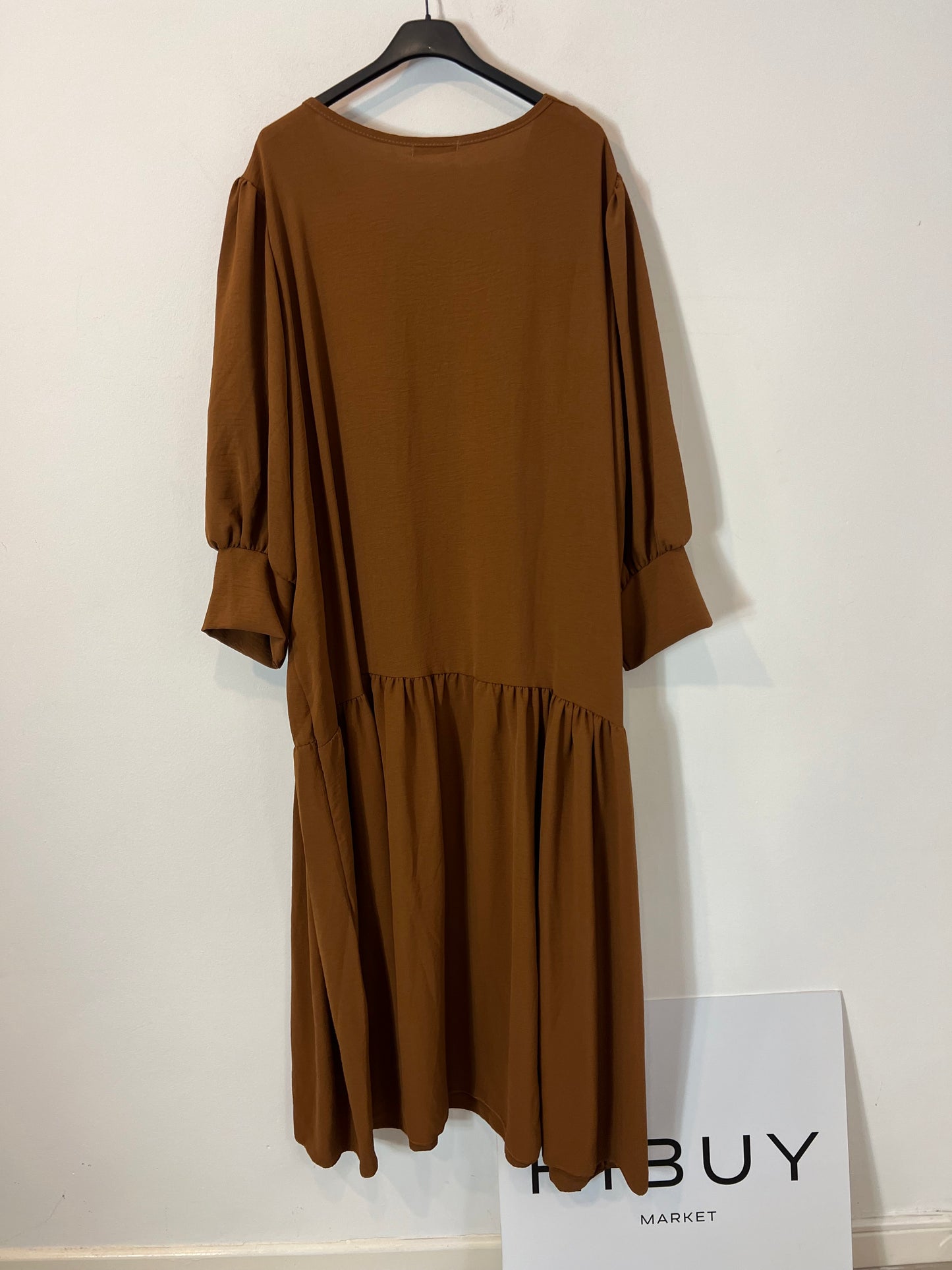 BUGANVILIA. Camel dress with slightly puffed sleeves, size 3XL