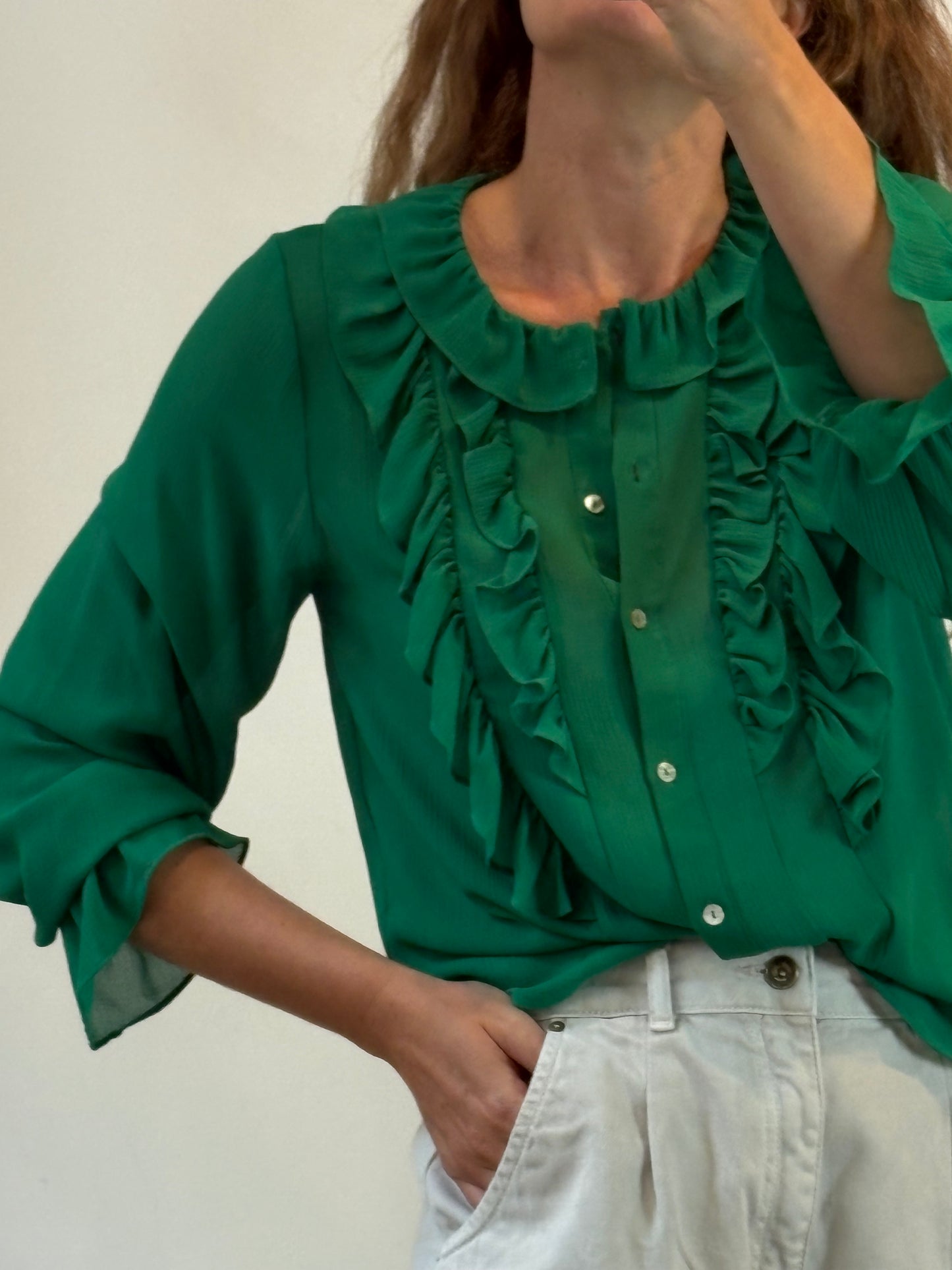 ZARA. Blusa verde semi transparente
