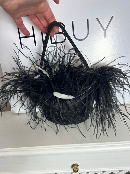OTRAS. Bolso mini negro plumas