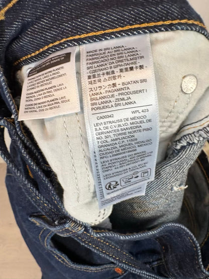LEVI´S . Denim modelo Culotte lavado oscuro