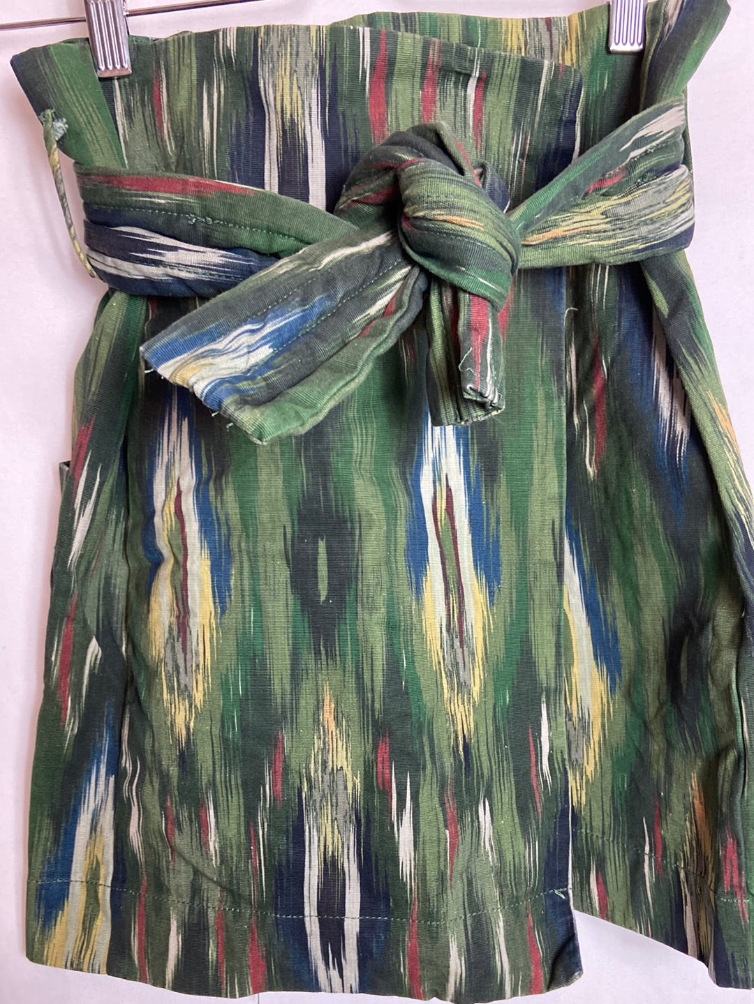 MANGO. Falda verde estampada  TU (M)