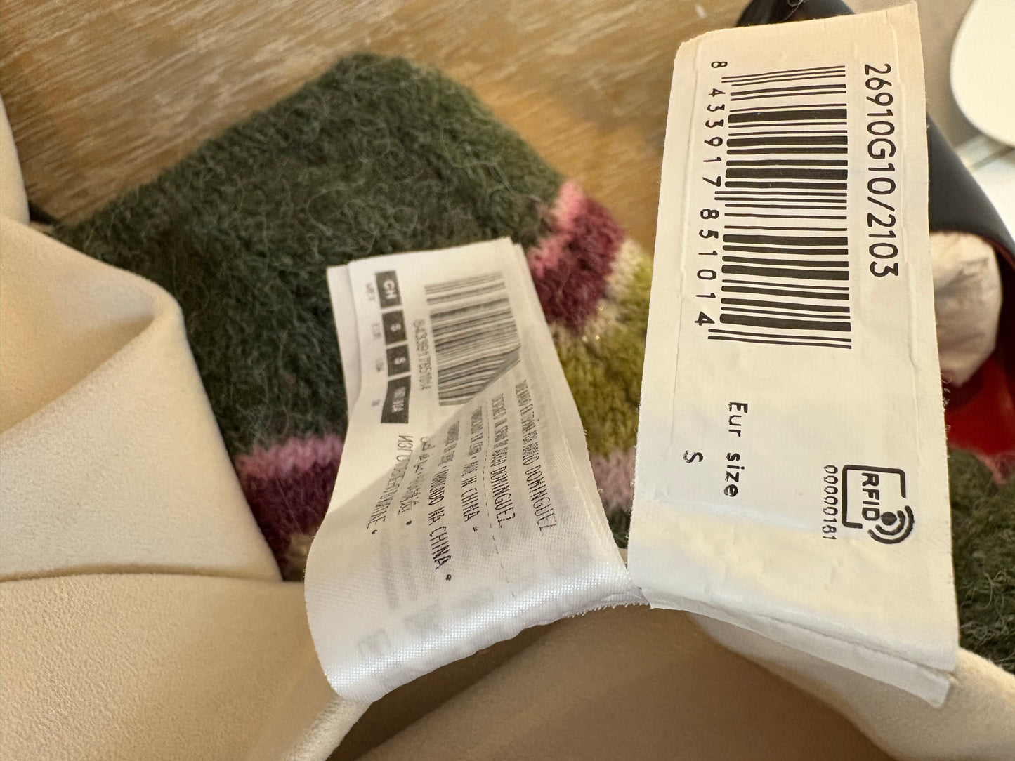 ZARA. Black stretch knit top. TL