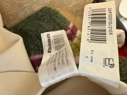 ZARA. Black stretch knit top. TL