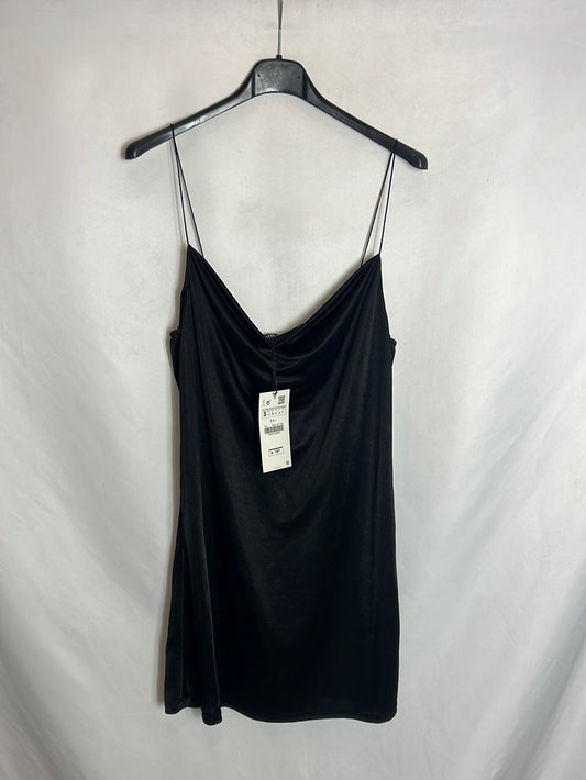 ZARA. Vestido negro corto textura. T S