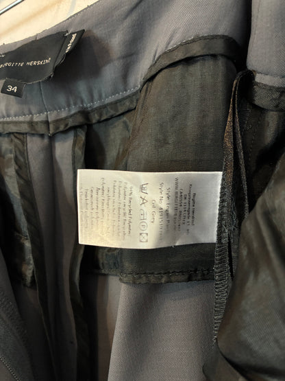 BIRGITTE HERSKIND. Pantalón gris pinzas