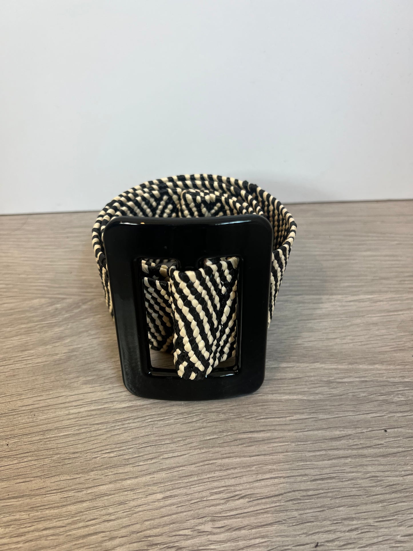 OTRAS. Cinturón bicolor elástico