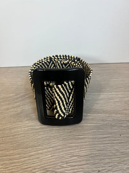 OTRAS. Cinturón bicolor elástico