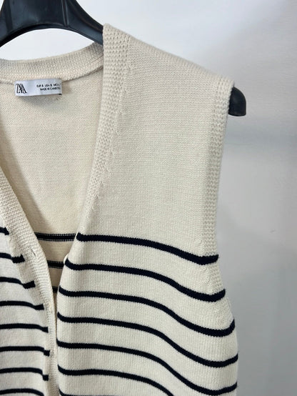 ZARA. Chaleco beige rayas. T S