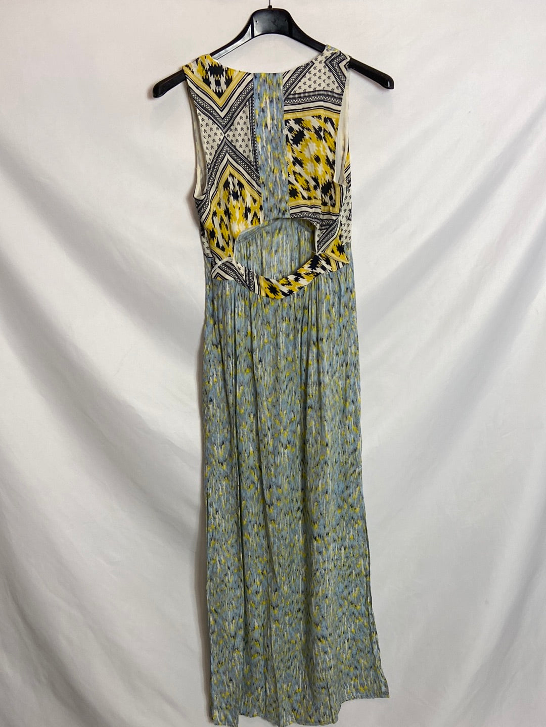 ZARA. Vestido midi estampado . T.xs