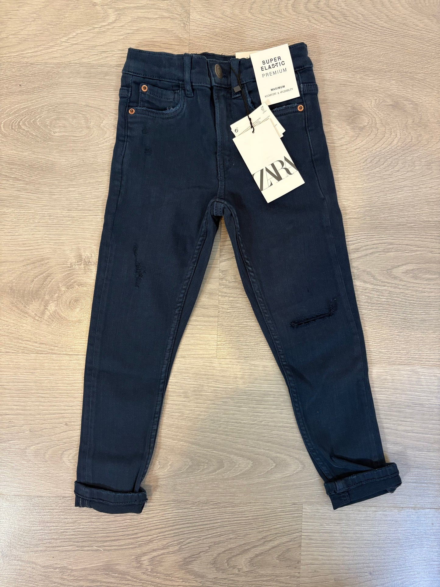 ZARA. Semi-stretch blue trousers. Size 6 years