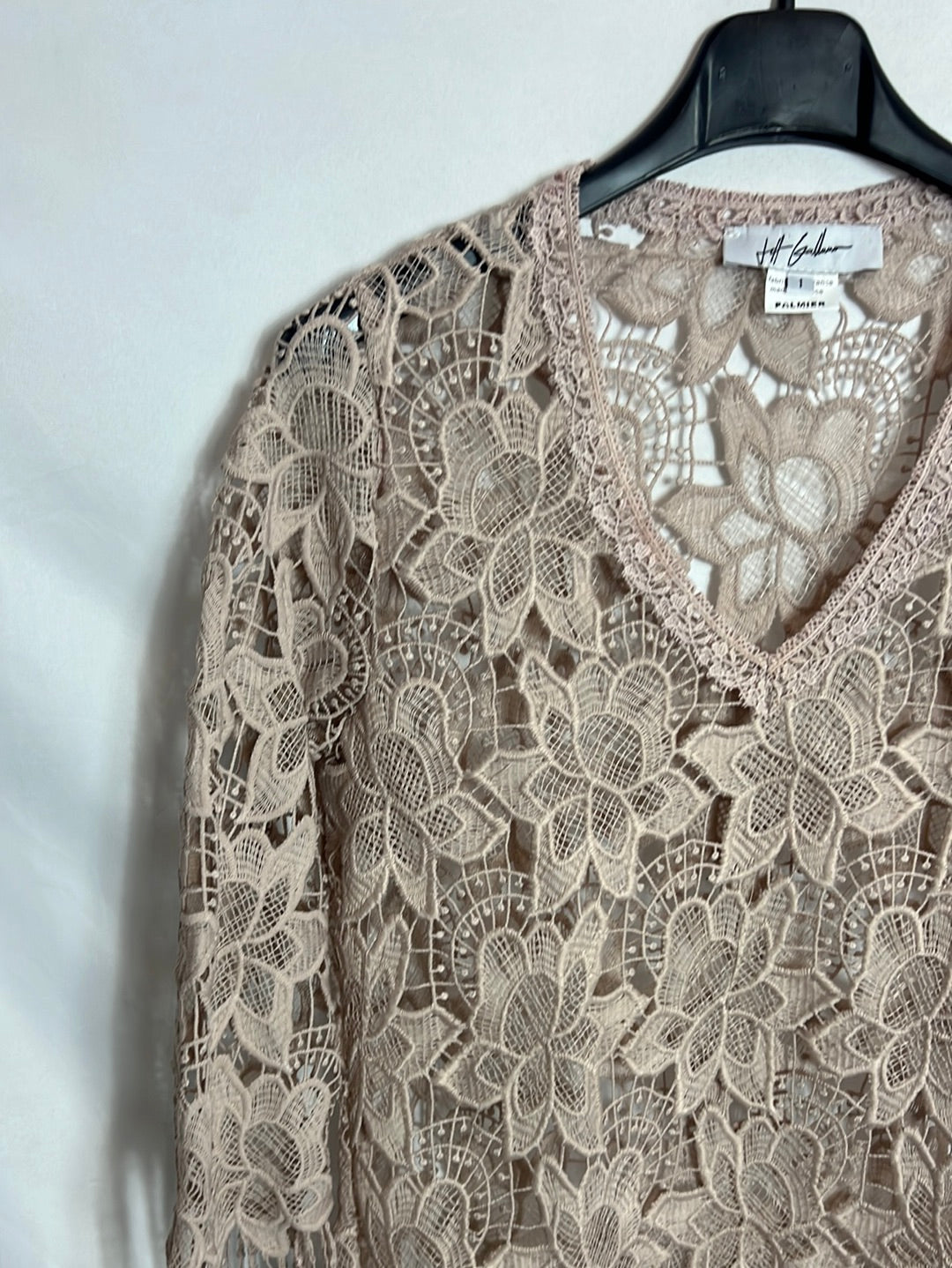 JEFF GALLANO. Top rosa palo encaje. T S