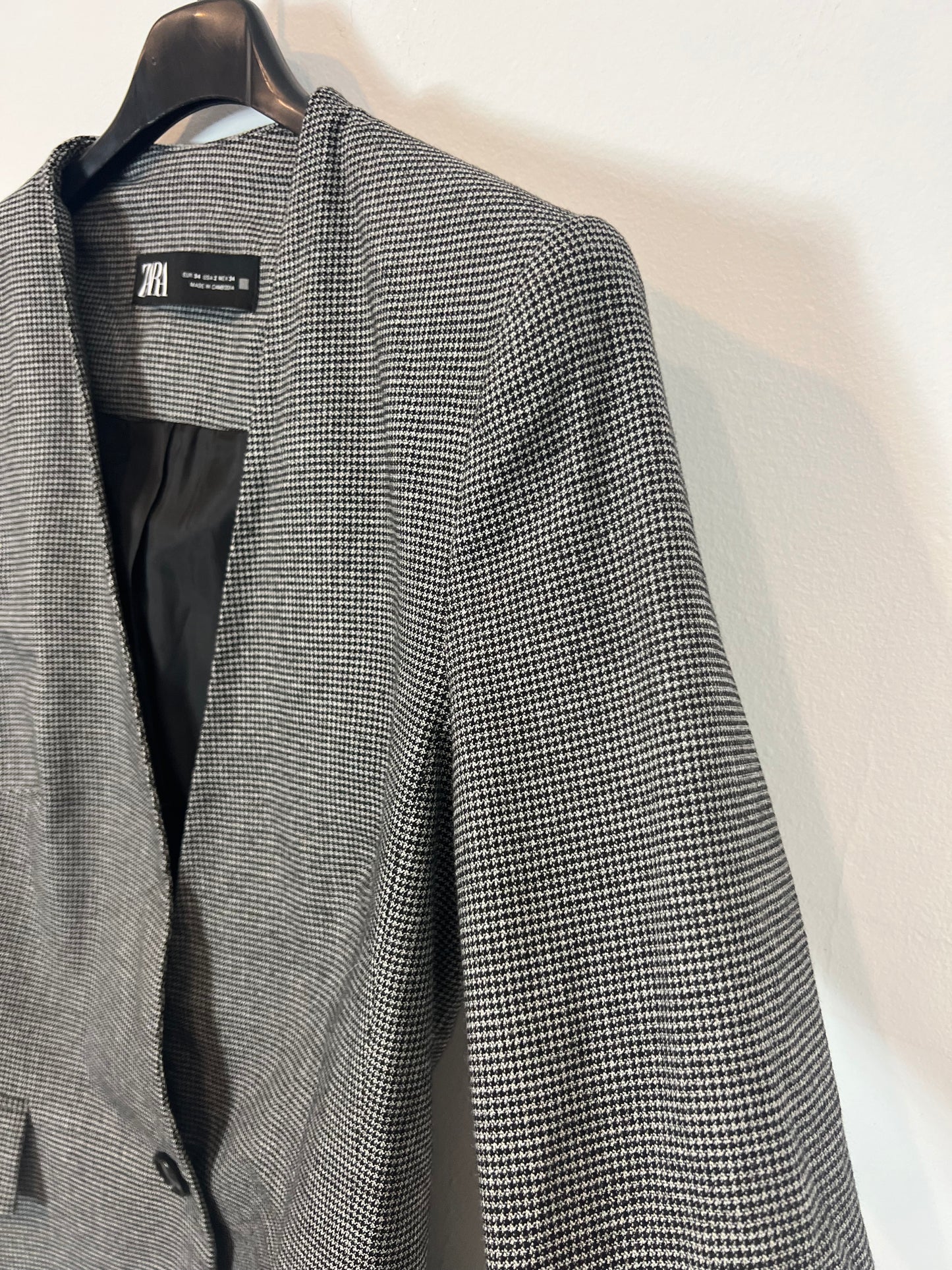 ZARA. Total look pata de gallo T.34