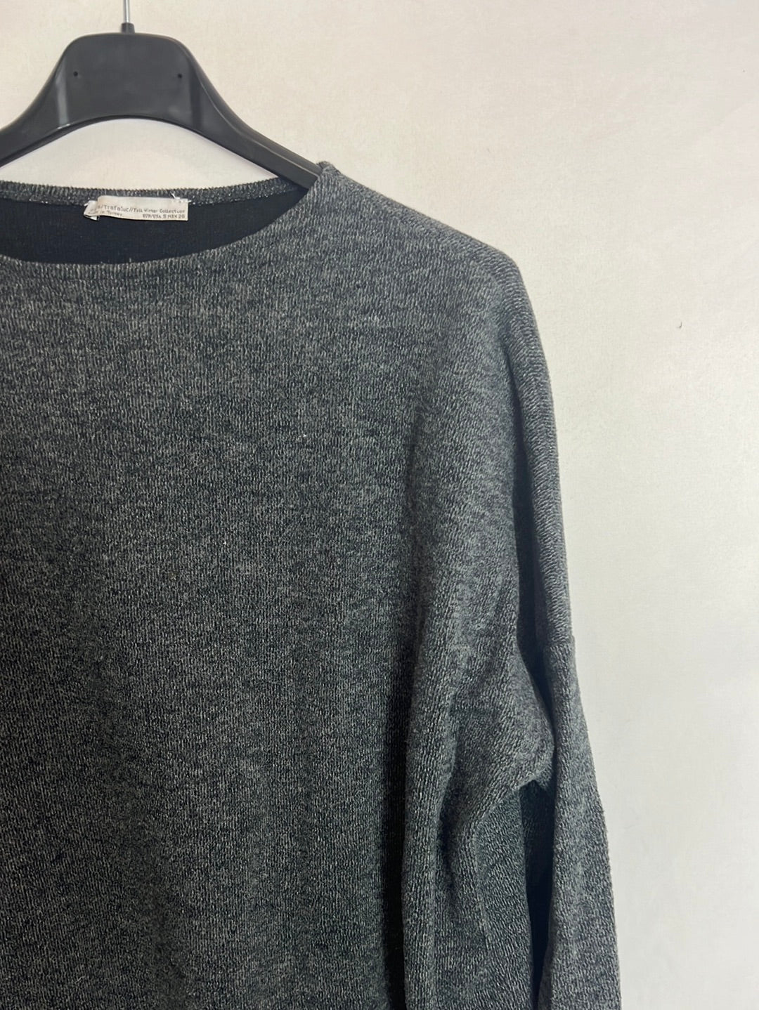 ZARA. Jersey gris largo aperturas. T S
