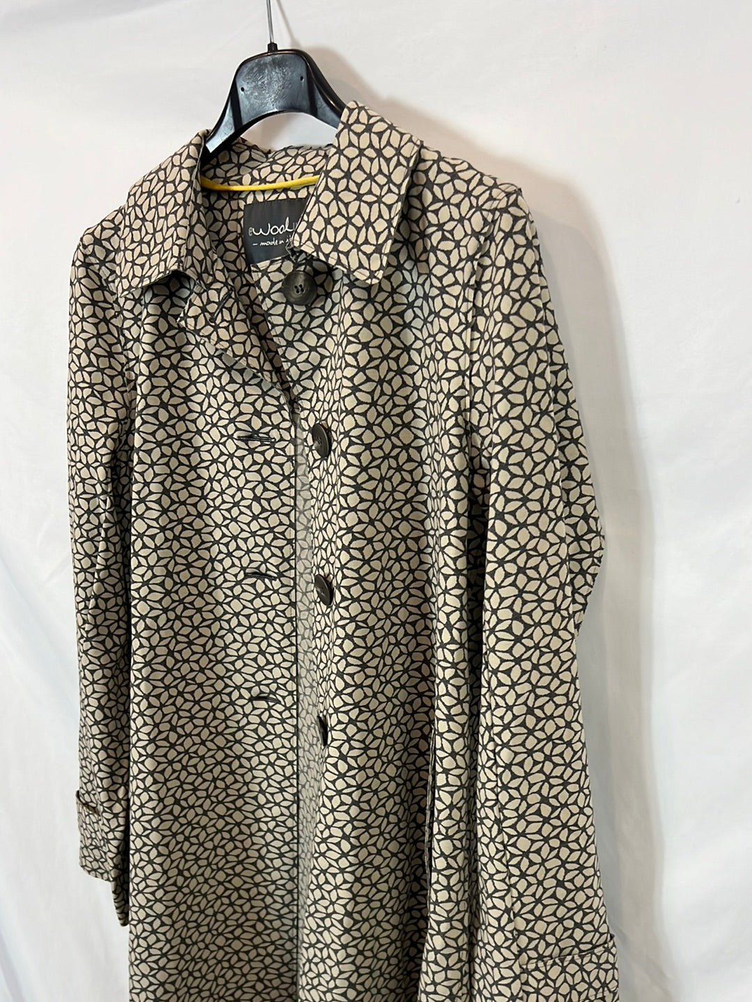 EWOOLUIZONE. Chaqueta estampada fluida. T 40