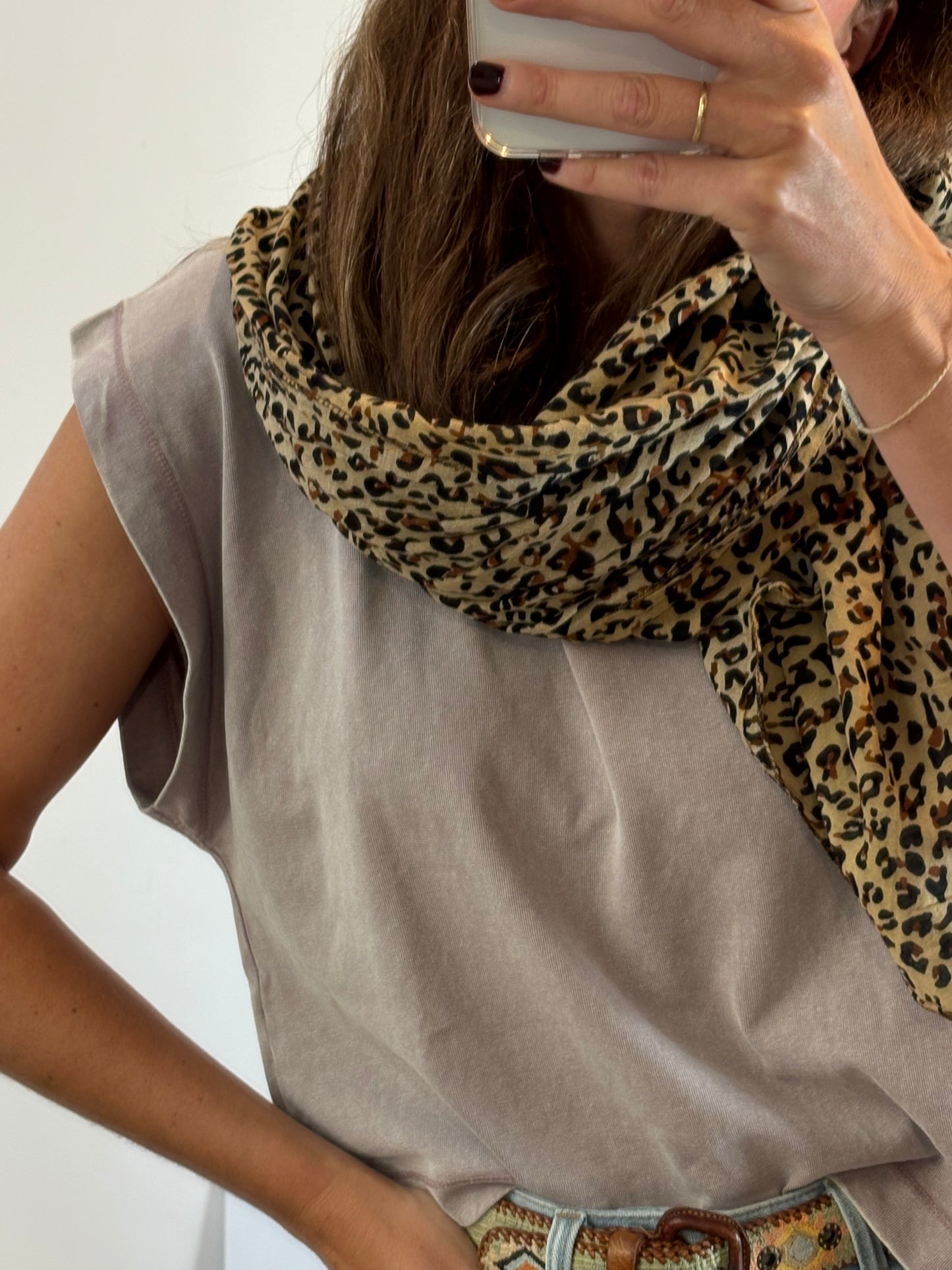 OTHERS. Animal print scarf