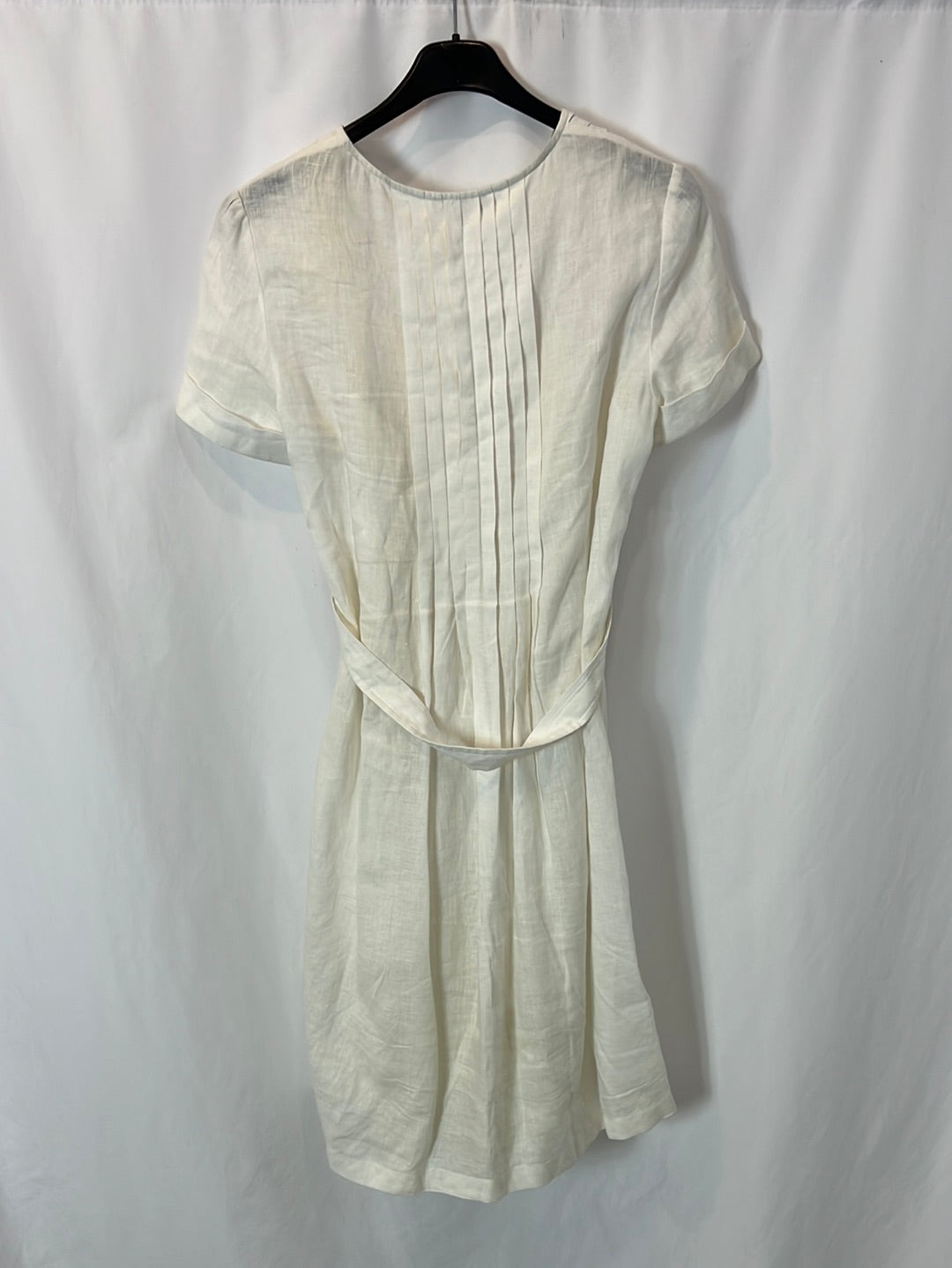 BURBERRY. White linen midi dress. Size 40