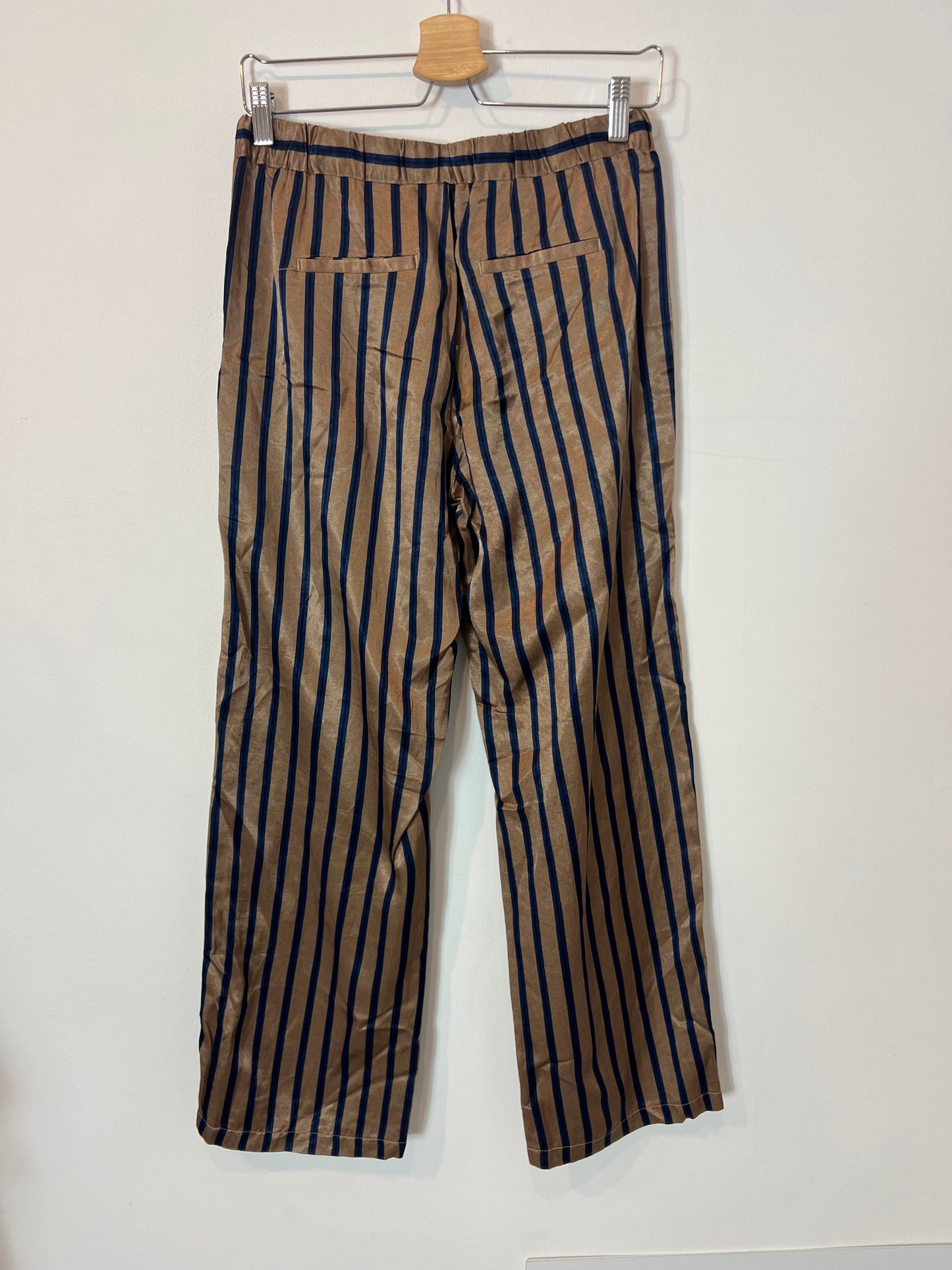 SCOTCH&amp;SODA .Pabtalon satin stripes. TM