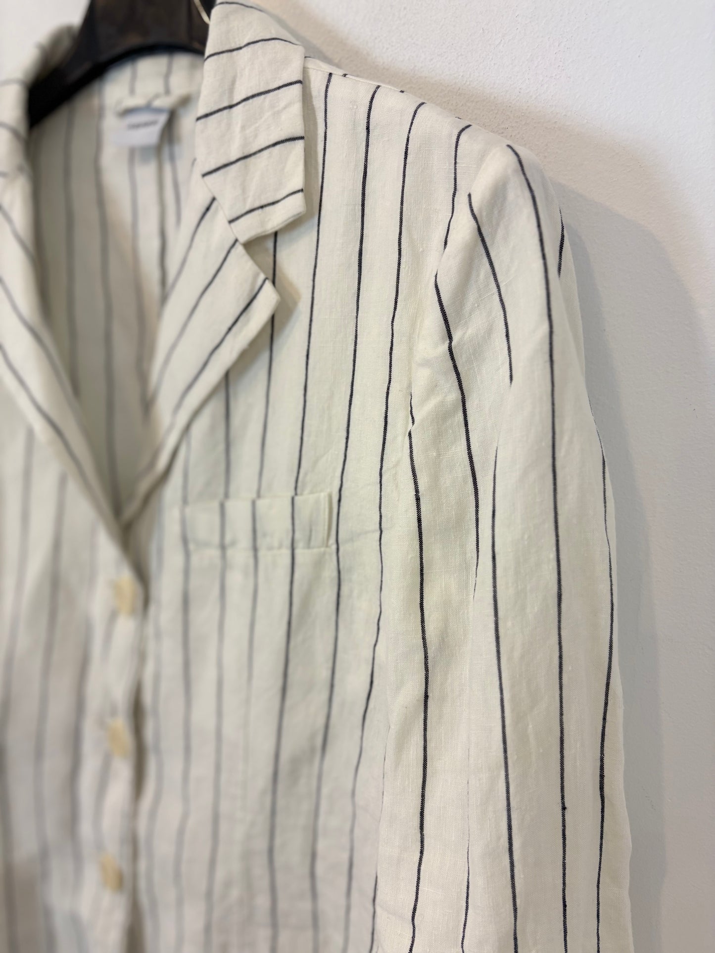 ASPESI. Total look lino rayas azules. T S