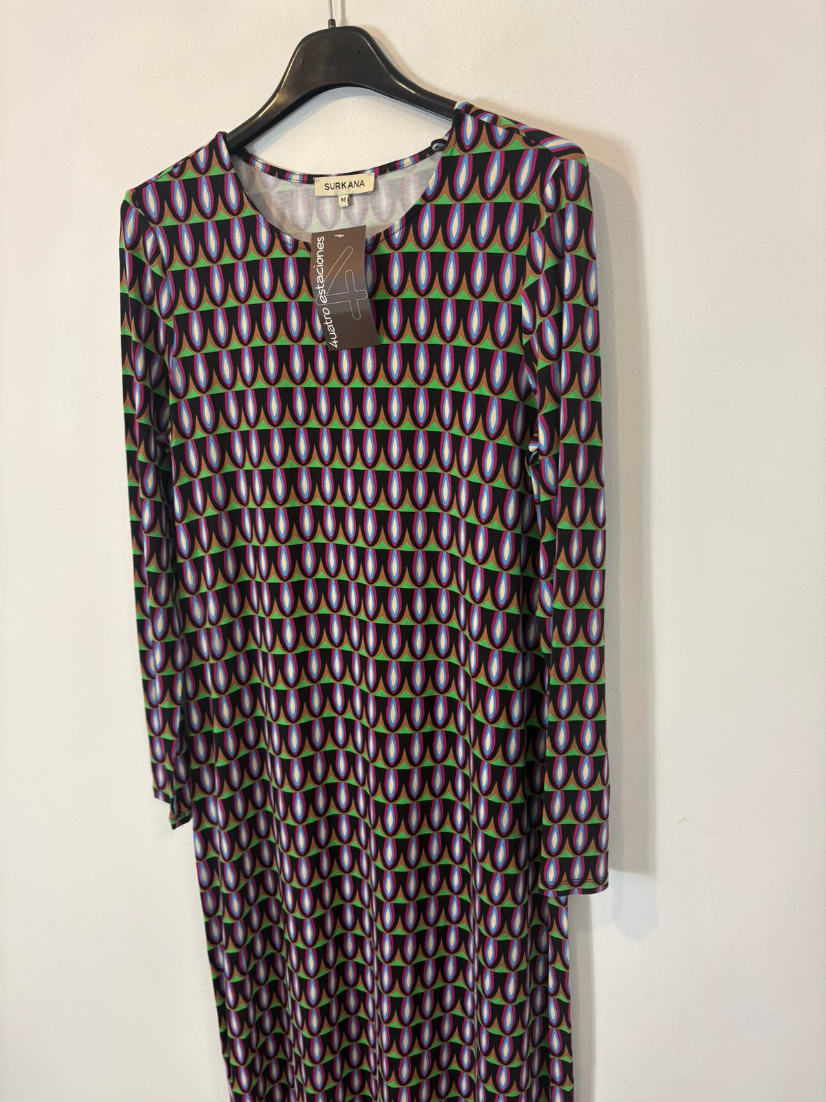 SURKANA. Vestido punto elástico estamapdo