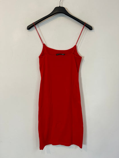 ZARA. Vestido entallado rojo  T.m