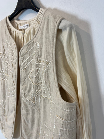 ZARA. Beige vest and blouse set. Size 13-14 years (XS)