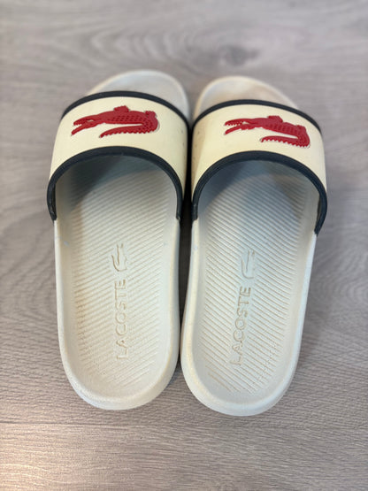 LACOSTE . Chanclas logo. T 38