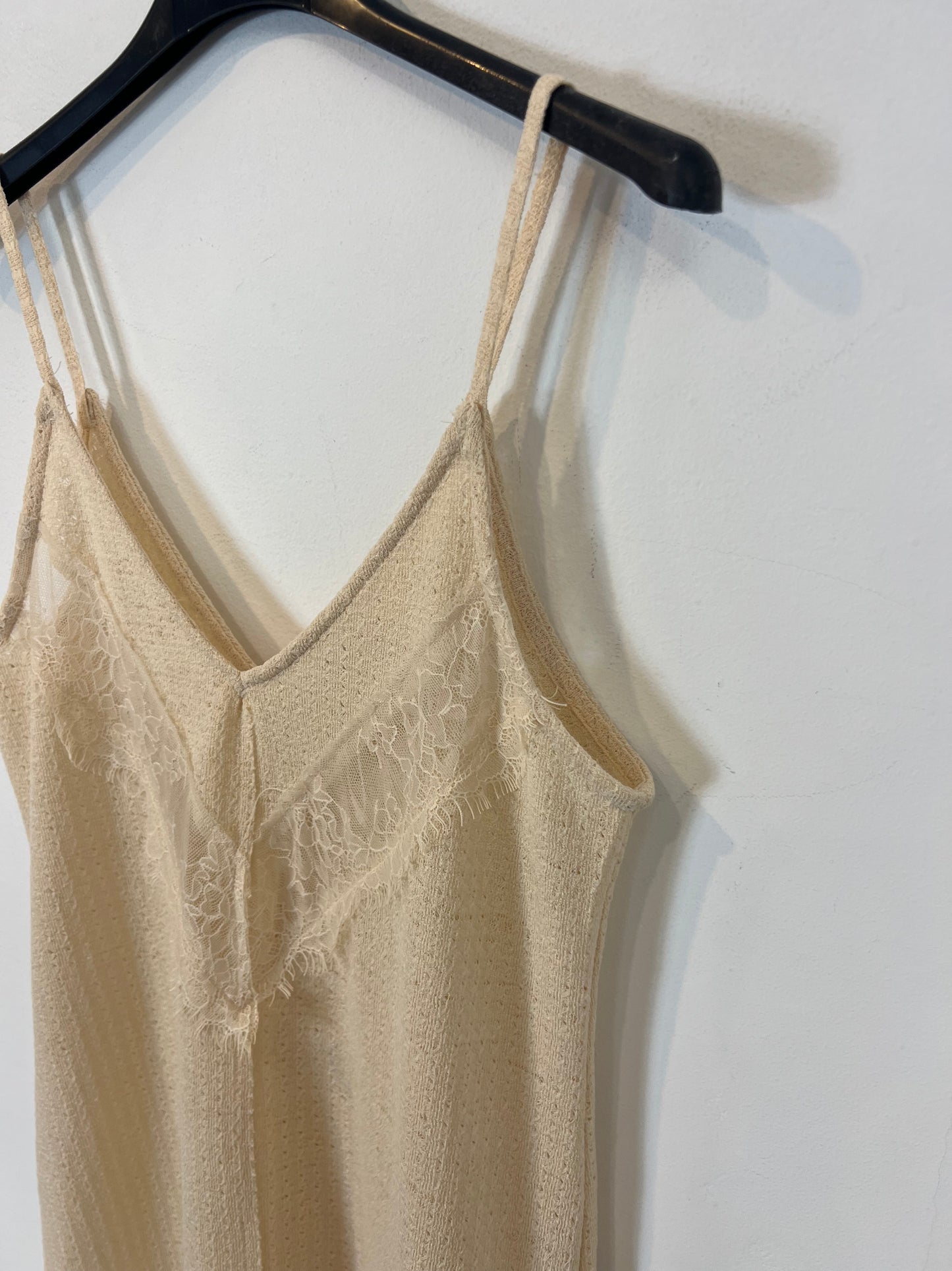 ZARA. Textured beige midi dress. T.S.