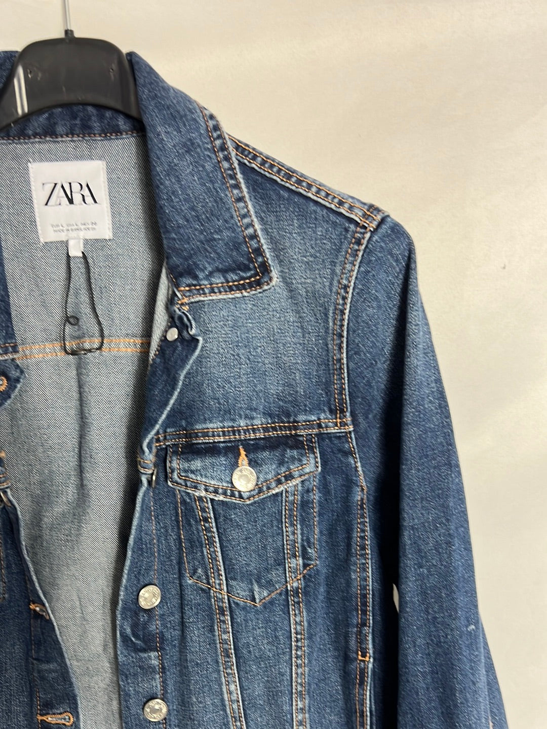 ZARA. Cazadora denim . T L
