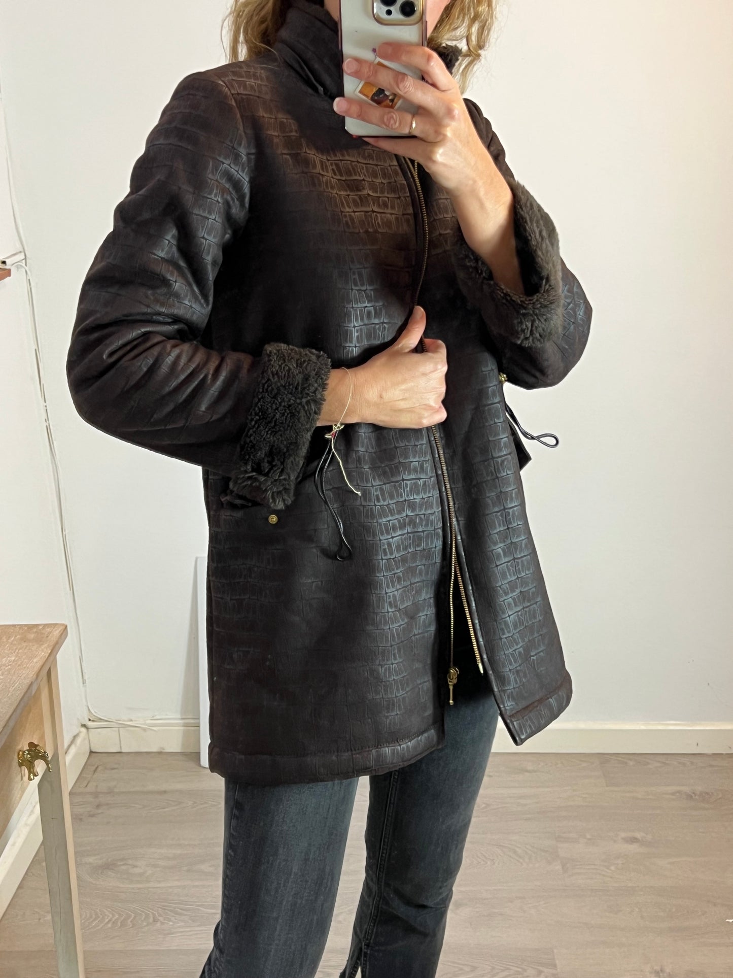 MAFECCO. Abrigo marrón pelito T.42