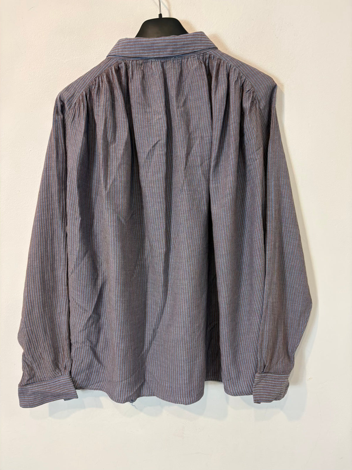 SESSÚN. Blusa textura rayas
