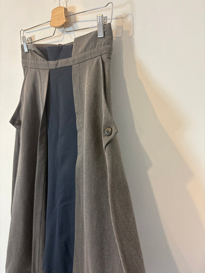 IQ COLLECTION. Falda midi bicolor bolsillos