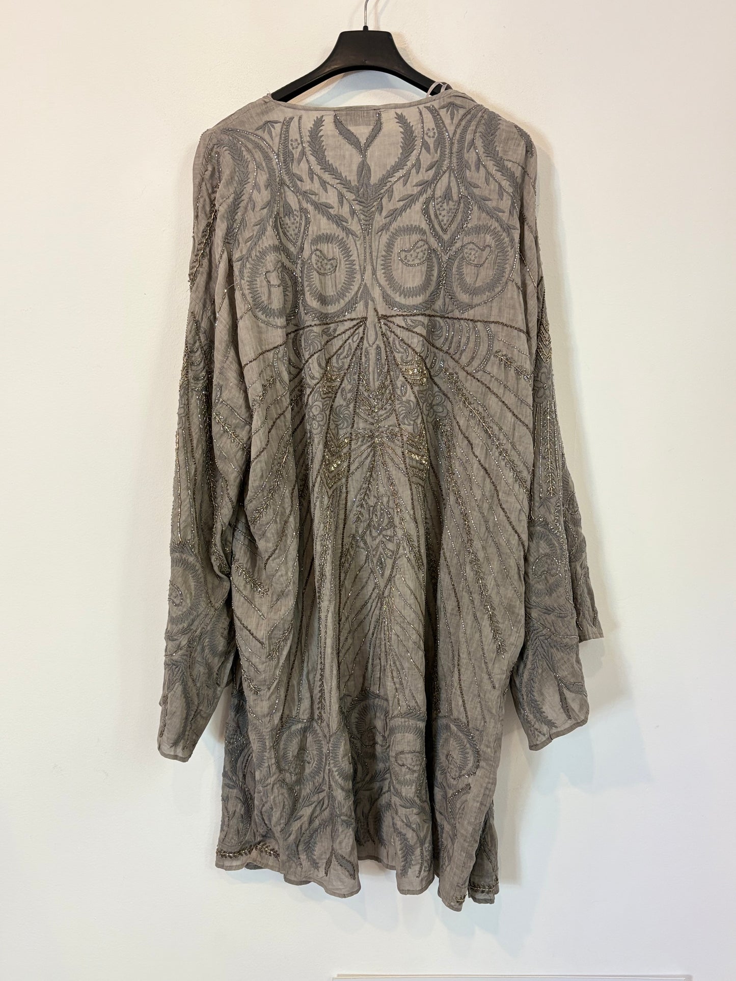 ZARA. Kimono largo pedrería. T M