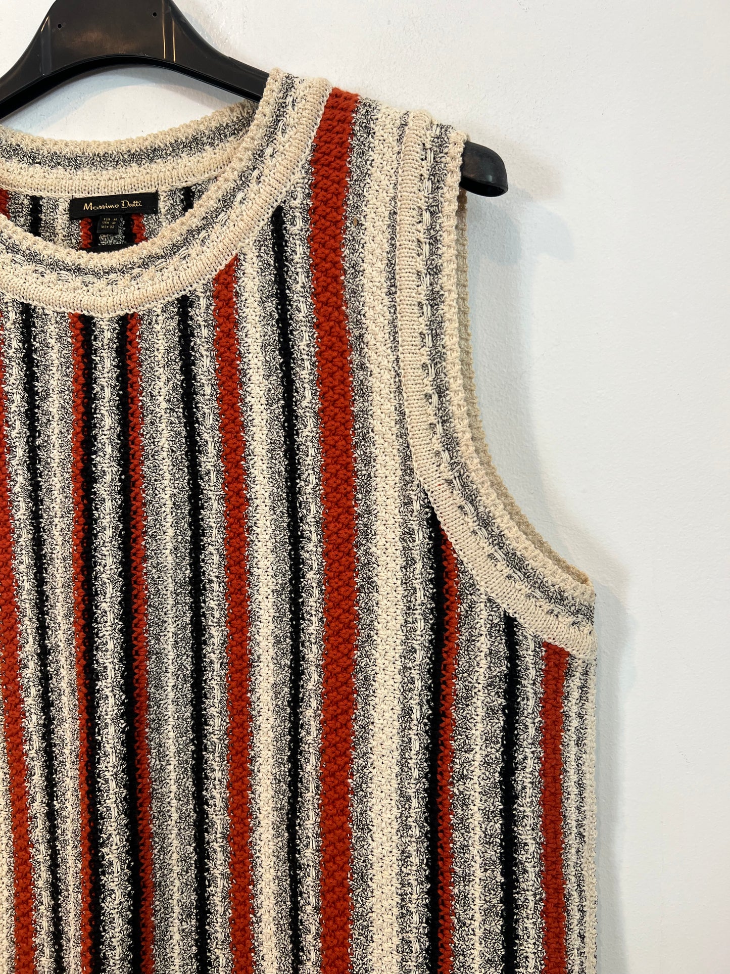 MASSIMO DUTTI. Top punto rayas T.m