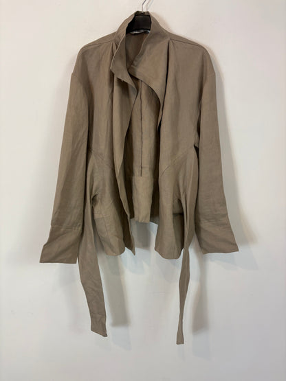 ZARA. Sobrecamisa beige lino