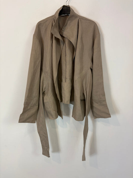 ZARA. Sobrecamisa beige lino