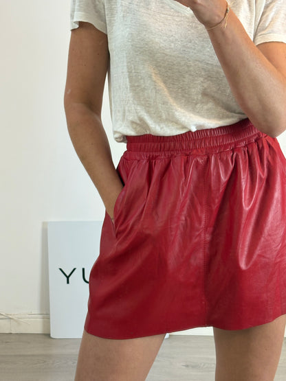 BLUGIRL BLUMARINE. falda roja piel bolsillos T.36