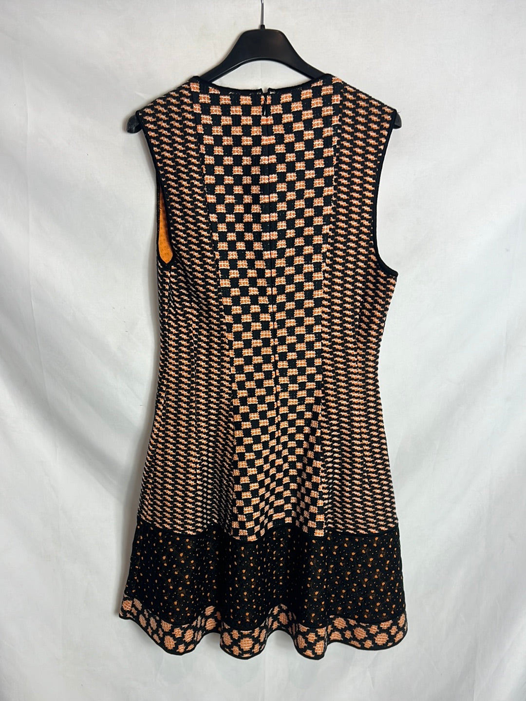 MISSONI. Vestido corto textura. T  44(38)