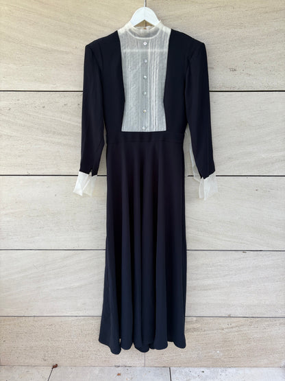 IQ COLLECTION. Vestido largo azul con seda