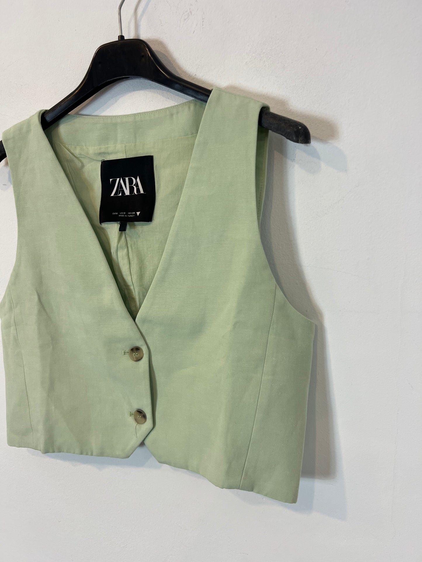 ZARA. Mint green vest with linen. TS