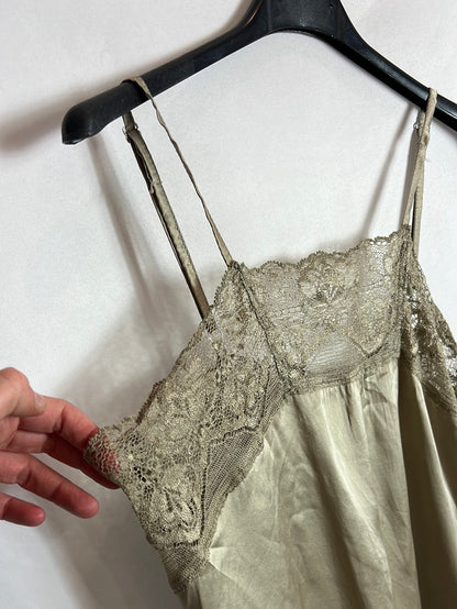 TWIN-SET. Top seda verde claro encaje. T M