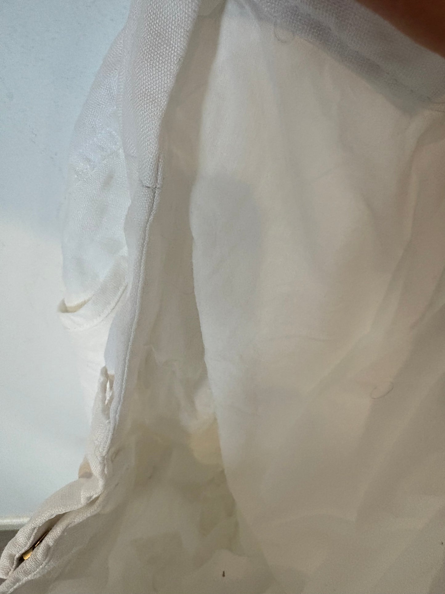 DISSH. Bermuda blanca lino