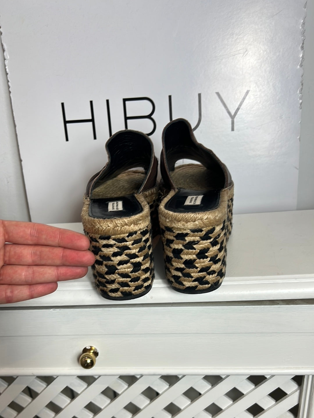 DOROTHE SCHUMACHER. Sandalia plataforma esparto y piel. T 39