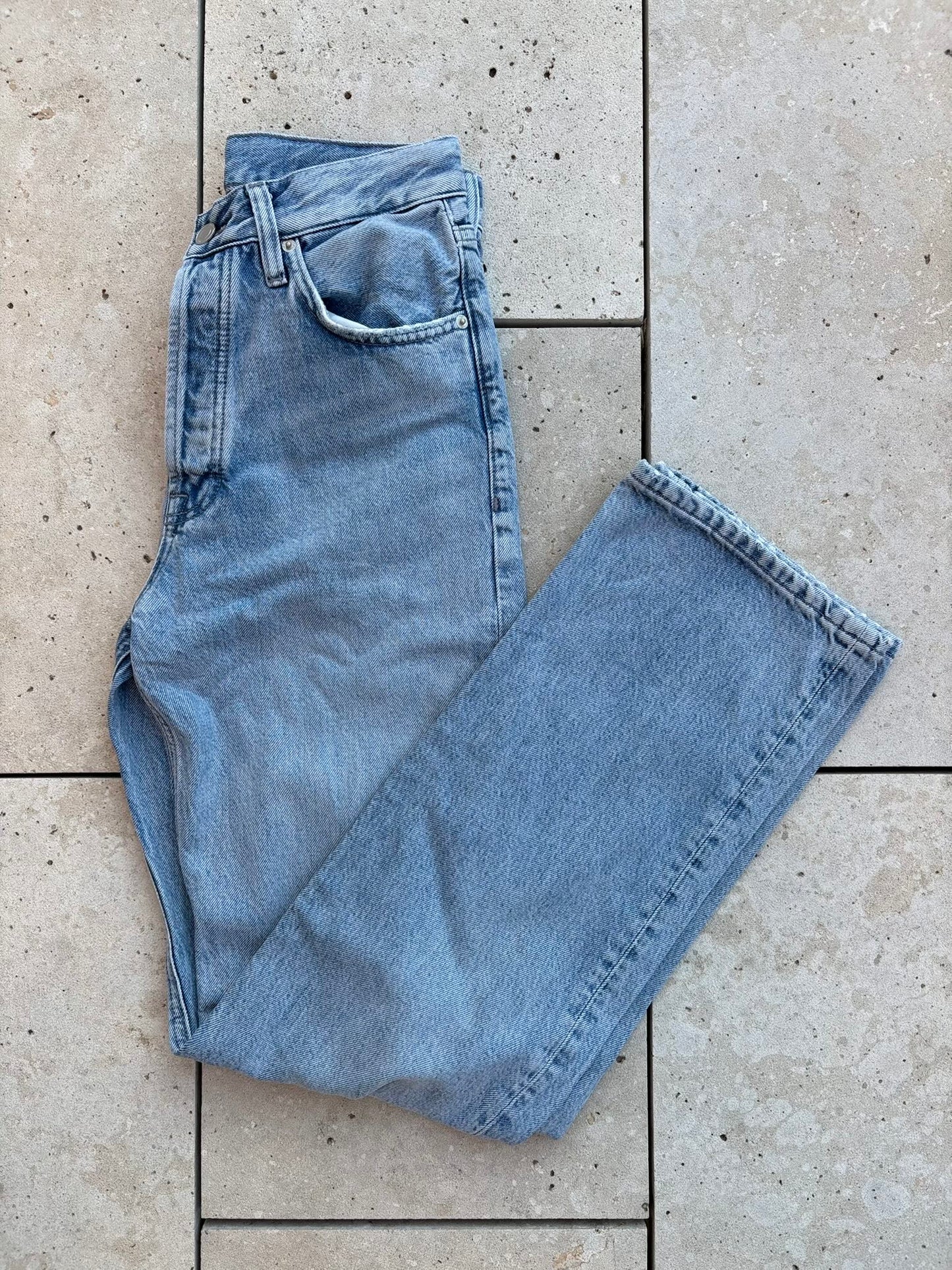 MASSIMO DUTTI. Short green skirt with pocket T.xs