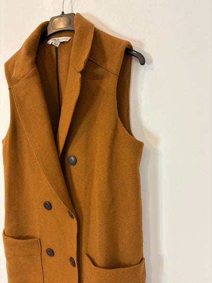 ZARA. Chaleco largo marrón con lana