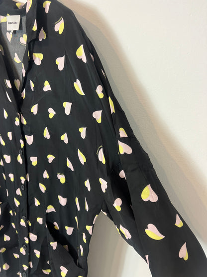 BIMBA Y LOLA. Black heart-patterned shirt dress. TM